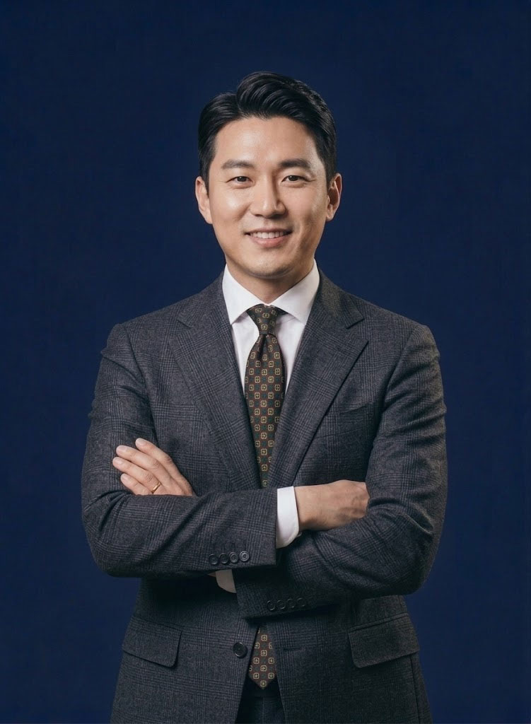 강 지 훈