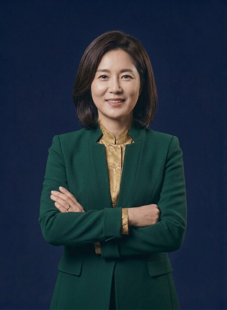 윤 서 영